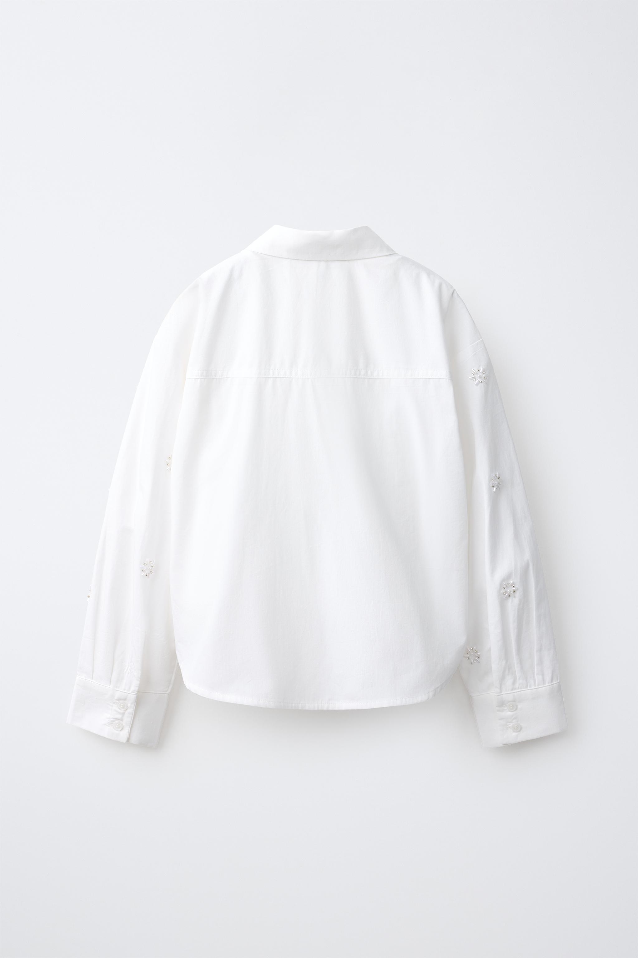 PACK CHEMISE ET TOP FRONCÉ À RAYURES AVEC DÉCOR FANTAISIE